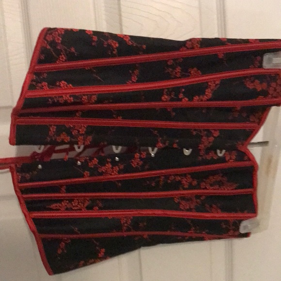 Red and black bustier - Picture 1 of 2